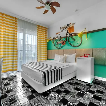 فندق Anjeliq Downtown Boutique 3*